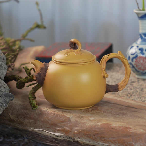"Yellow Duan Clay Handcrafted Biomimetic Tree Branch Teapot / Natural Inspiration 250CC "